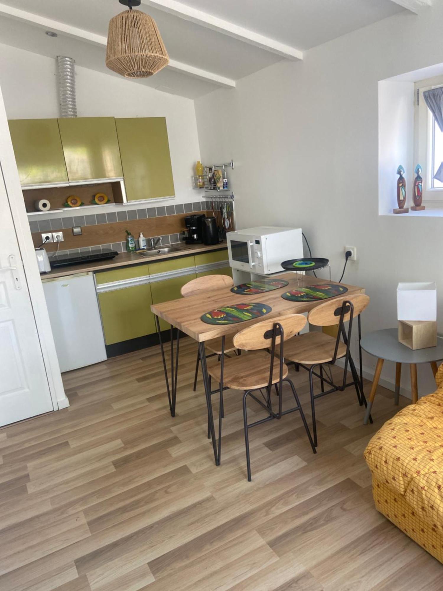 Petit Appartement Saint-Xandre Екстериор снимка